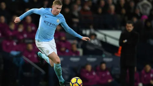 De Bruyne signs Manchester City extension