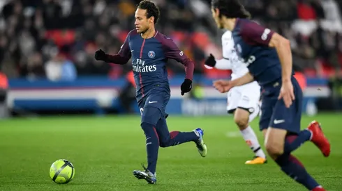 Neymar on the spot as Lyon await PSG