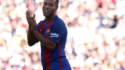 Flair and parties, the exuberant world of Ronaldinho