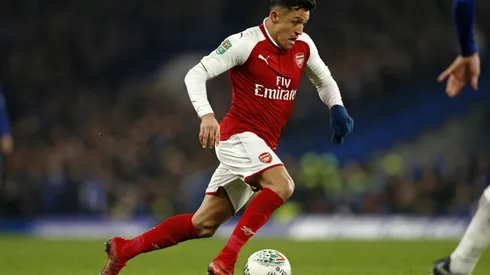 Wenger backs unsettled Sanchez