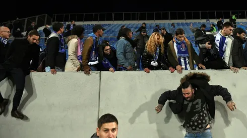 Porto, Estoril clash halted over stand safety fears