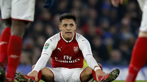 Sanchez future uncertain as United, City circle