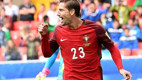 Sporting's Silva signs for Leicester to end long-running saga