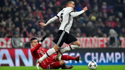 Restless Bayern wait on Rodriguez fitness