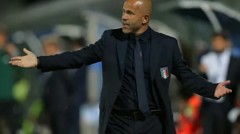 Di Biagio to put Italy through paces in first training camp