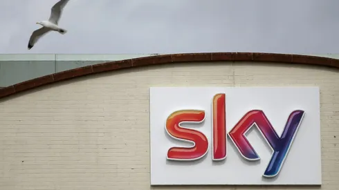 Sky retains bulk of £4.46bn Premier League TV rights