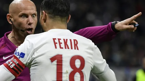 Lyon slump to controversial defeat by Rennes