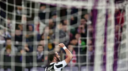 Bernardeschi, Higuain put Juventus top amid VAR fiasco