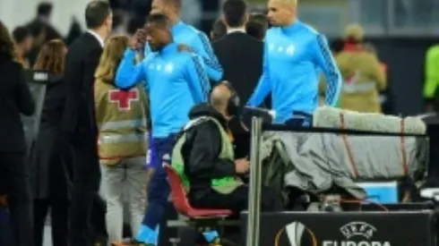 Evra, kicked out of Marseille, joins West Ham on free transfer