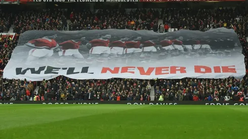 Man United pay respects to Munich victims 60 years on