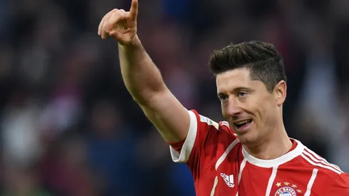 Bayern crush Dortmund but title party put on hold