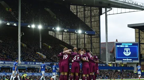 Man City one win from title, Salah sinks Palace