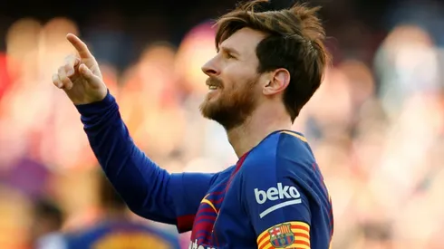 Barcelona head to Sevilla with unbeaten record on line