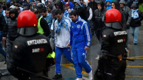 Marseille fans injure two security guards in Spain