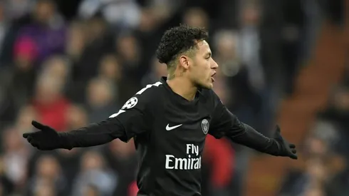 Neymar takes kicking for bad-taste homage to Hawking