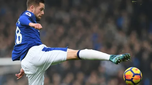 Iceland's Sigurdsson out for up to eight weeks with knee injury