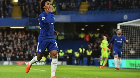 Conte lauds Willian as Chelsea set sights on Barcelona