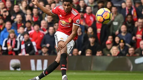 Mourinho dismisses critics as Rashford double holds off Liverpool