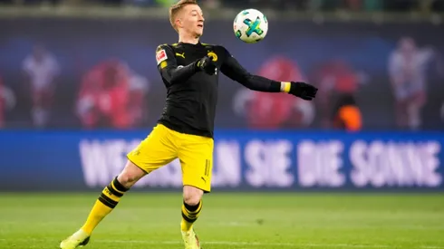 Reus extends Dortmund contract to 2023