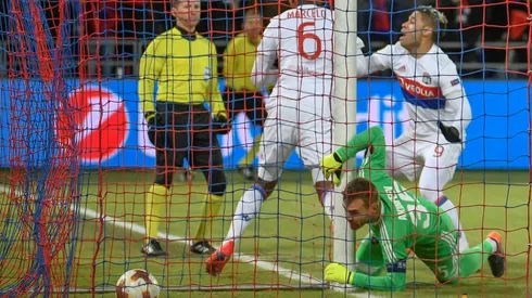 Russian clubs' blame European defeats on winter break