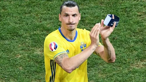 Ibrahimovic hints at Sweden return for World Cup