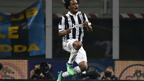Juventus gain crucial title edge after late fightback downs Inter