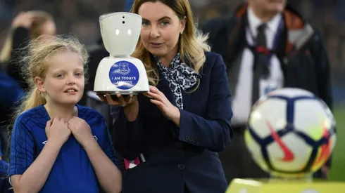Robot helps seriously ill Everton fan make history