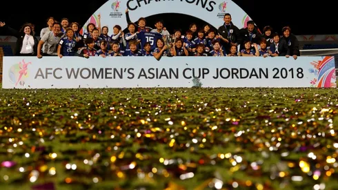 Japan's iron ladies show struggling male footballers the way