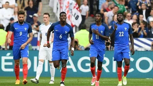 FIFA probes Russia over racist chants