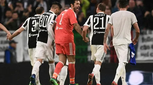 Napoli hopes hanging as Serie A reaches boiling point