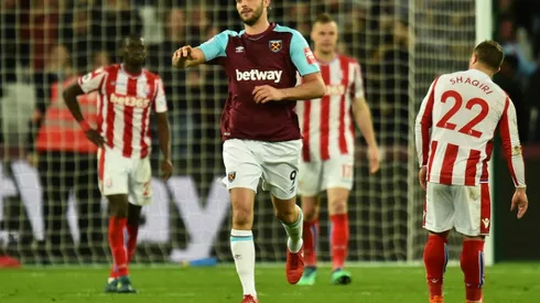 Carroll's late leveller spares Hart's blushes