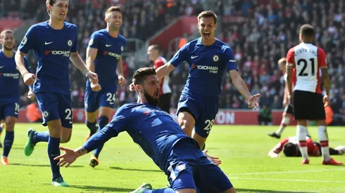 Giroud kickstarts Chelsea career with Southampton fightback