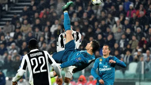Record-breaker Ronaldo lauded after 'most beautiful goal' buries Juve