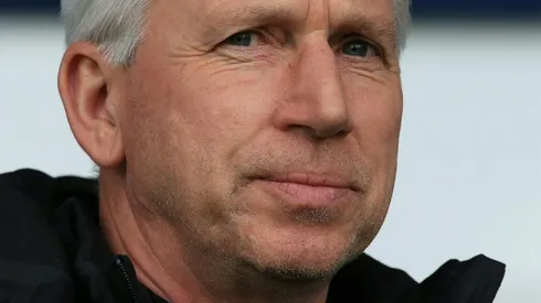 Pardew leaves Premier League tailenders West Bromwich Albion