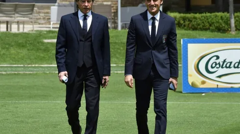 Mancini unveils backroom staff as new-look Italy meet for first time