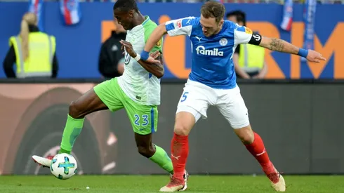 Wolfsburg beat Holstein Kiel to stay in Bundesliga