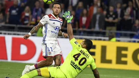 Depay treble sees Lyon beat Nice and pip Marseille to Champions League spot