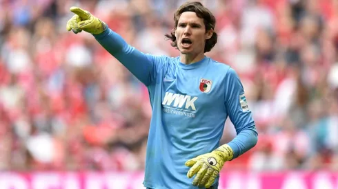 Hitz signs for Dortmund, pulls out of World Cup for Swiss