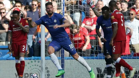 'We're still fighting' says Conte as Chelsea keep top four bid alive