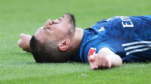 Hamburg teeter close to first ever Bundesliga relegation