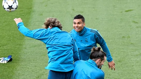 Zidane drops Casemiro, recalls Benzema for Bayern clash