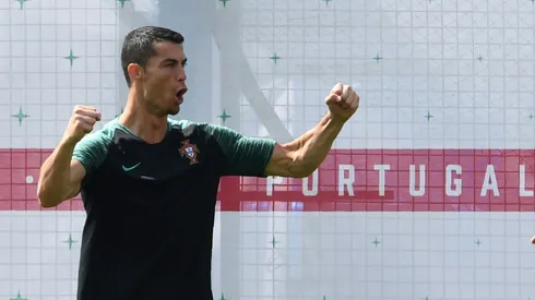 Ronaldo, Suarez put World Cup dreams on line as Portugal face Uruguay