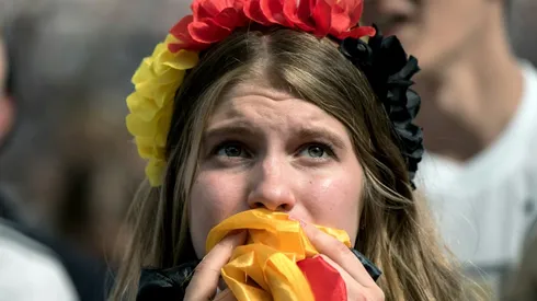 'Sorry' Germany back home after World Cup crash