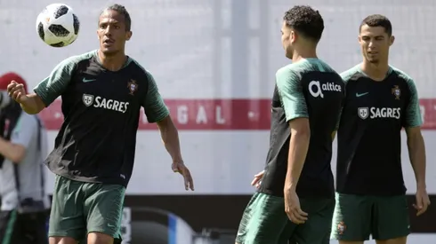 Portugal-Uruguay more than Ronaldo v Suarez, says Alves