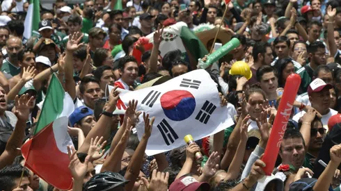 'Viva Korea!' shout Mexicans as team squeak into World Cup knockouts