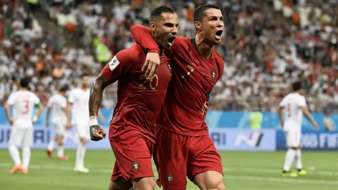 Portugal concede late penalty as Uruguay await in last 16