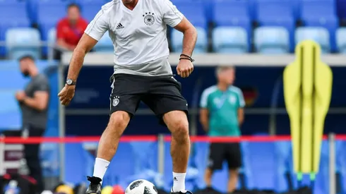 Loew backs under-fire stars as Germany face World Cup crunch match