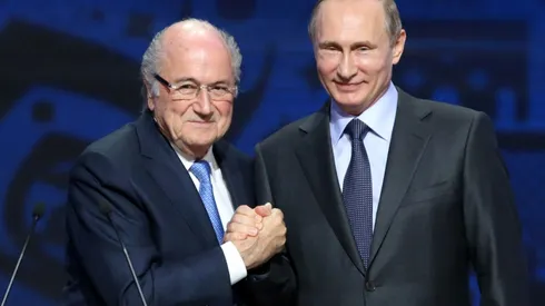 Blatter to defy FIFA ban to attend World Cup, meet Putin
