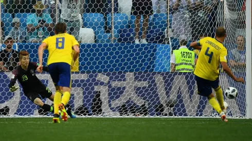 VAR penalty gives Sweden a narrow win over South Korea