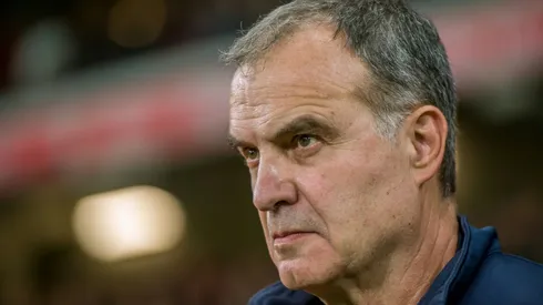 Leeds hire veteran Bielsa as coach